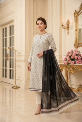 BUTTERCREAM & BLACK Supreme Lawn 3pc suit with Luxury Voile Dupatta
