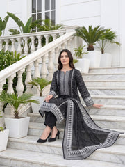 BLACK,WHITE & GREEN  Premium Classic Lawn 3pc Suit with Light Weight Voile Dupatta (Unstitched)